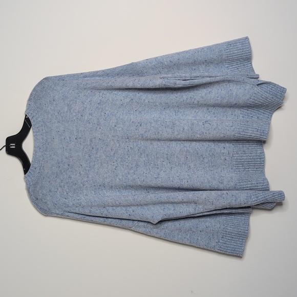 MERSEA Montauk Speckled Knit V Neck Sweater Baby Blue OS - Picture 4 of 12